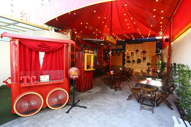 The Circus Bar e Kitchen