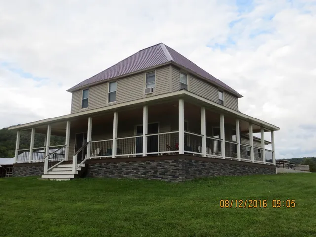 Winnebago Valley Hideaway