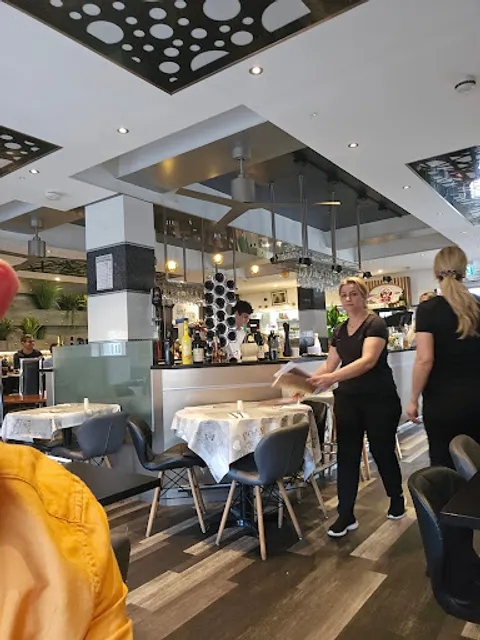 La Tavola Italian Eatery