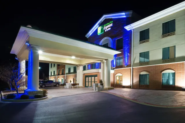 Holiday Inn Express & Suites Little Rock-West by IHG