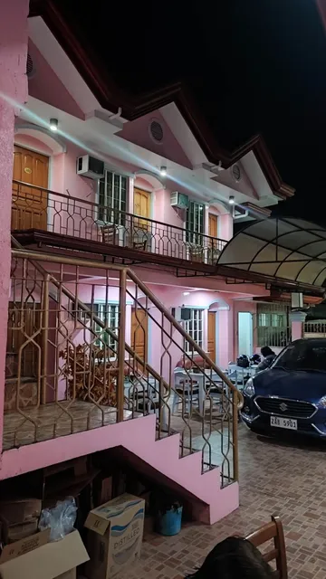 Gloreto Guest House and Dormitel