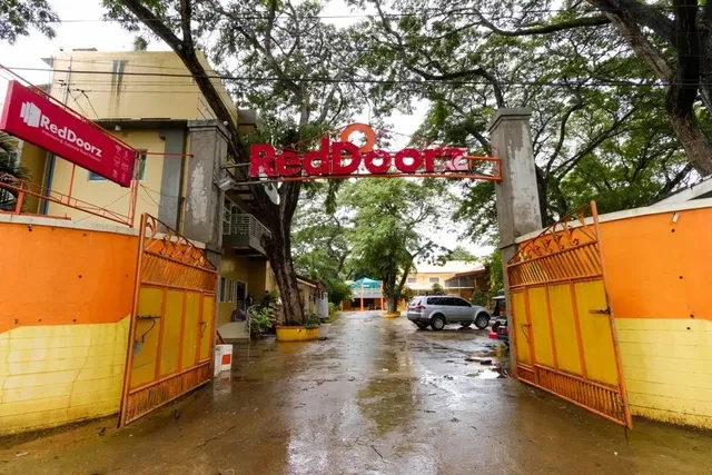 RedDoorz Premium @ Gabinete Road Palawan