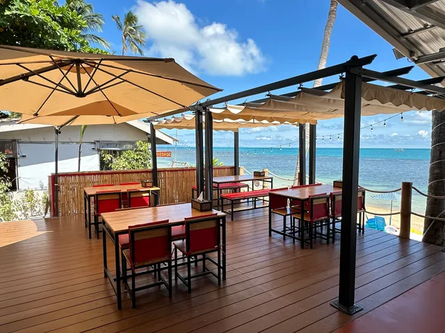 Wilson's Beach Bar & Restaurant