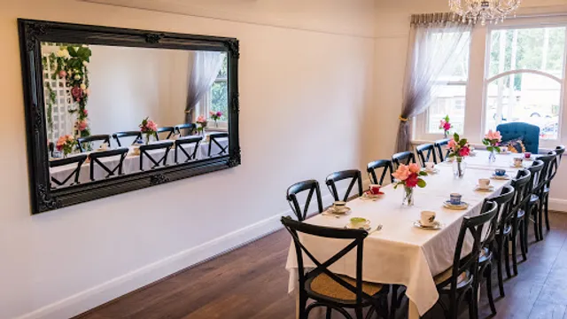 Mary Eats Cake - Montrose