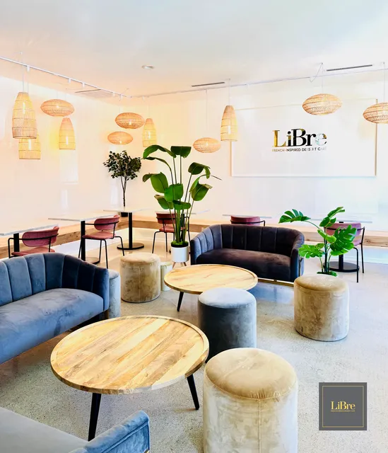 LiBre Dessert Cafe