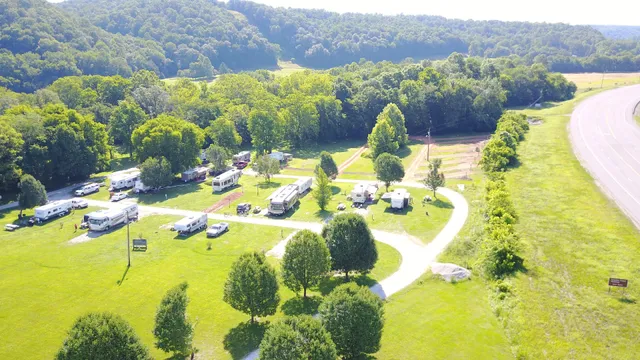 Fall Hollow Campground RV Park And B&B