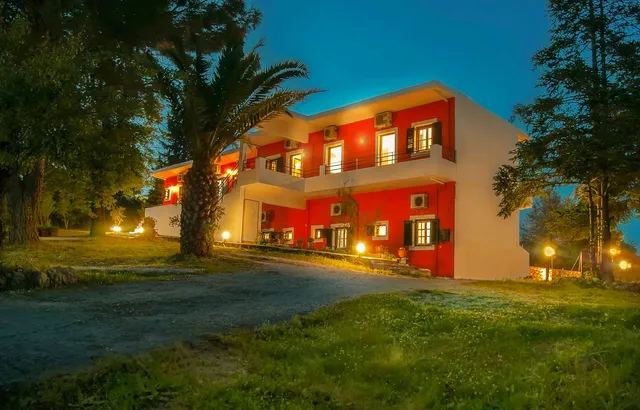 Emily Apartments Dassia