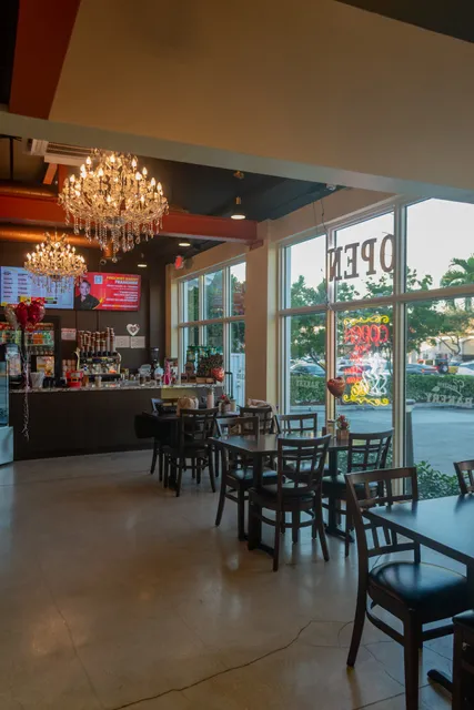 Pinecrest Bakery - Coral Gables