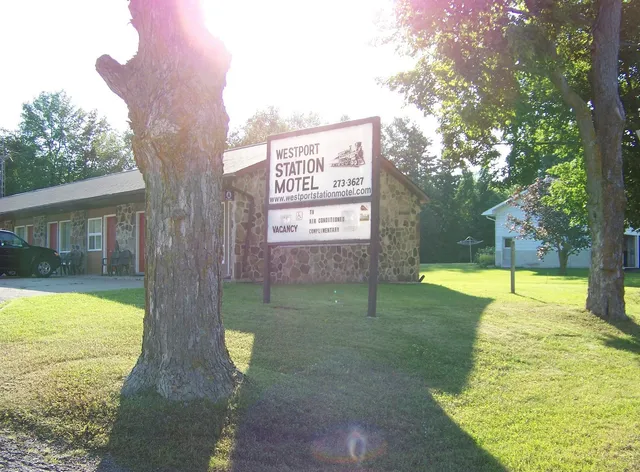 Westport Station Motel