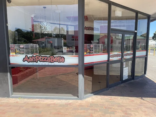 Aah Pizza Bella Pizzeria