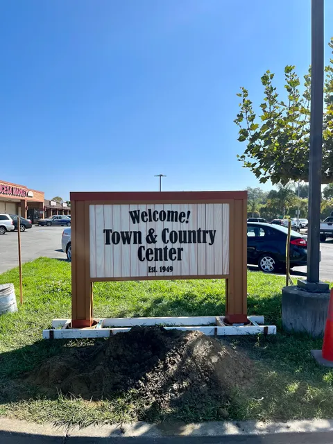 Town and Country Shopping Center