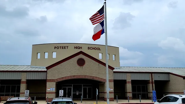 Poteet High School