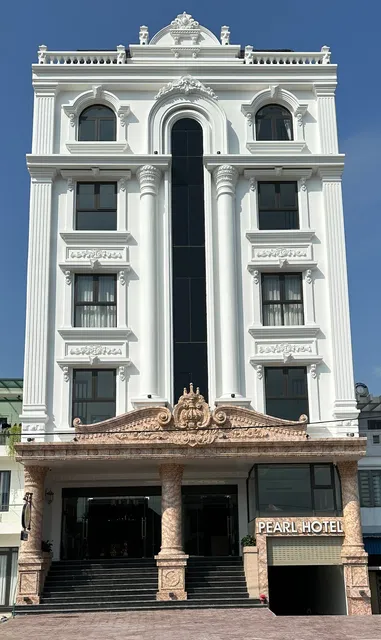 Pearl hotel