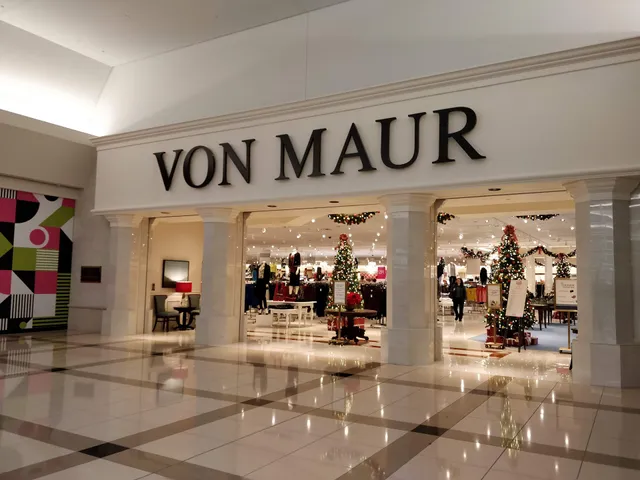 Von Maur