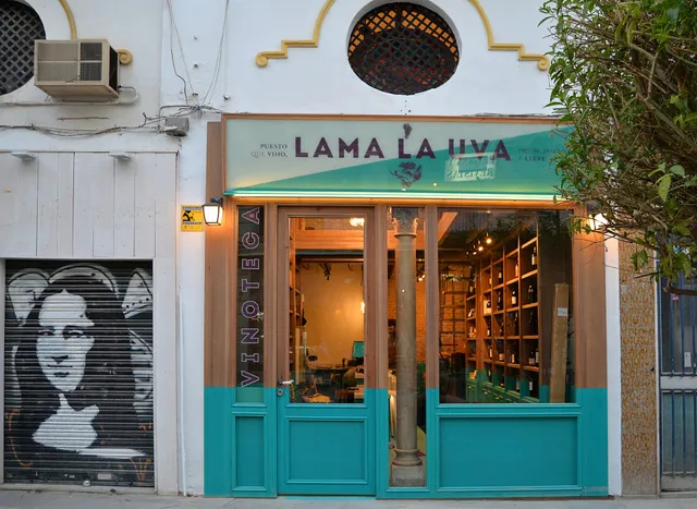 Vinoteca Lama La Uva