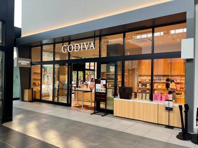Godiva Chocolatier