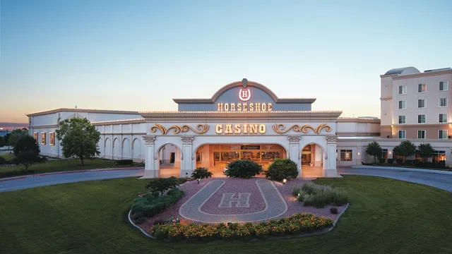 Horseshoe Council Bluffs - A Caesars Rewards Destination