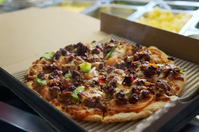 Crust Pizza Box Hill