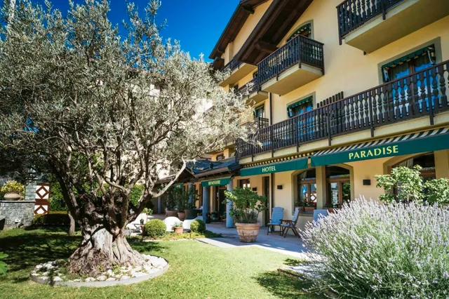 Paradise Hotel & Wellness