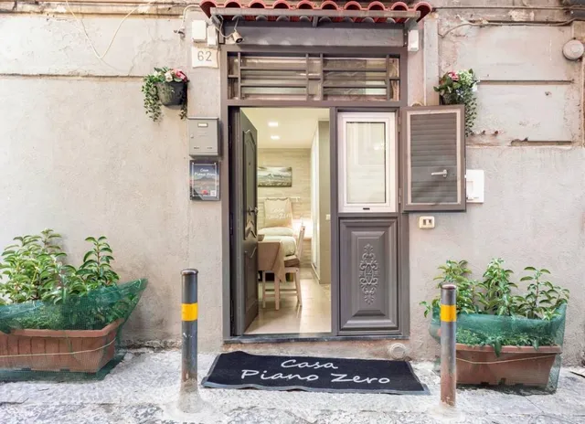 Casa piano zero quartieri spagnoli