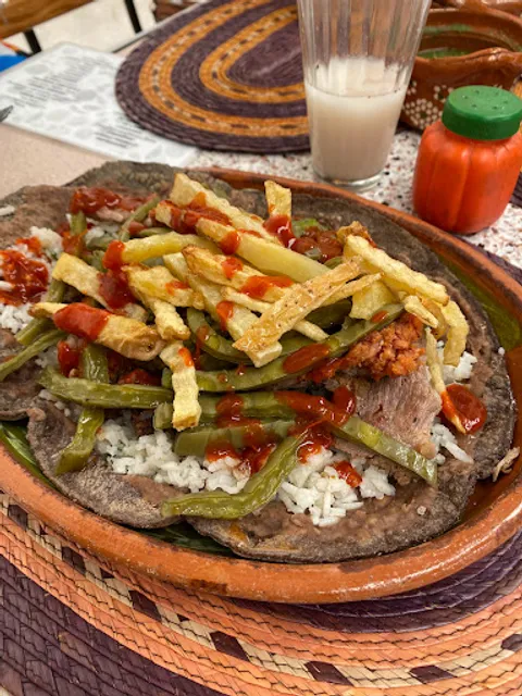 Mi Jesús Damián - Antojitos Mexicanos