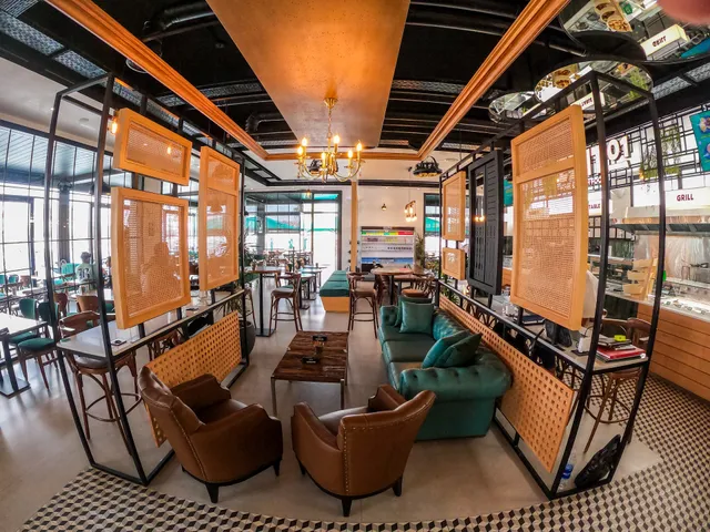 Exit 01 : Pure & Fresh Food