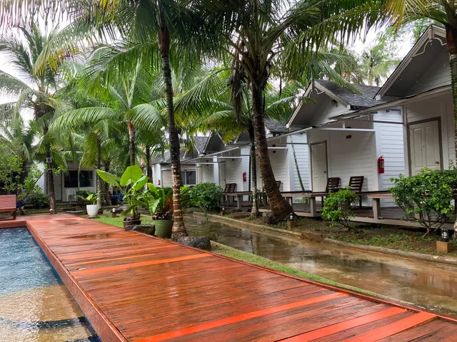 Isle Beach Resort, ไอโซล์ บีช รีสอร์ท