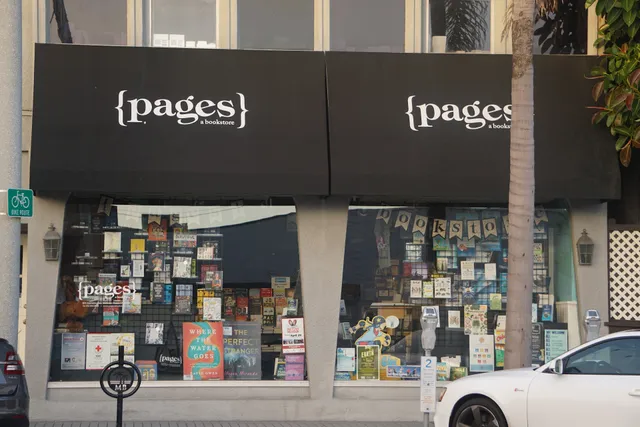 Pages: a bookstore