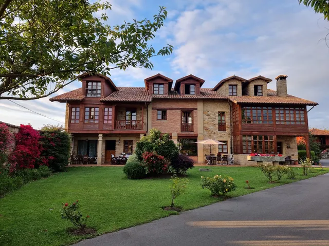 Hotel Rural Casona de Tresali