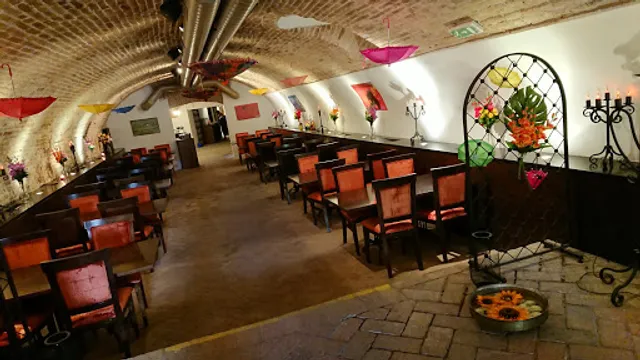 Punjabi Dhaba - Hlboká