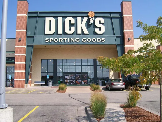 DICK'S Sporting Goods