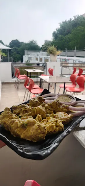 Discovery Liquour House