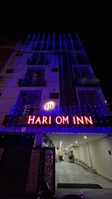 FabHotel Hari Om Inn