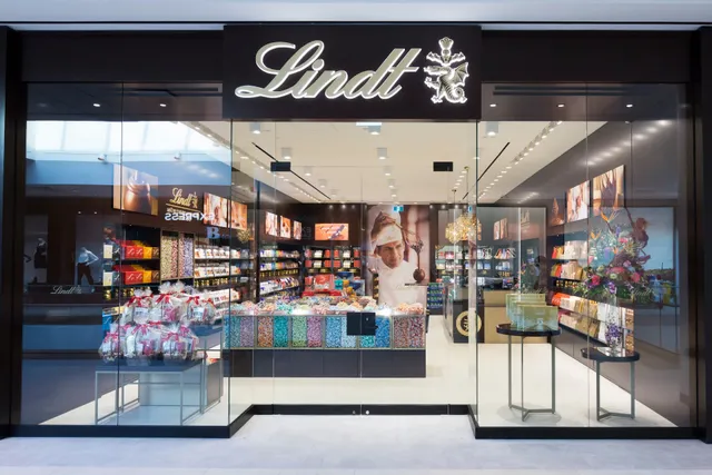 Lindt Chocolate Shop - Masonville