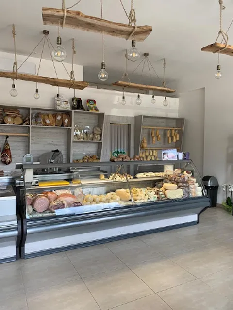 FATTORIA PAESE GRIGLIERIA E CASEIFICIO