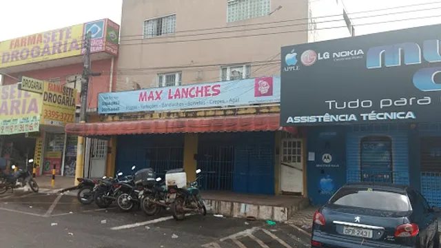 Max Lanches