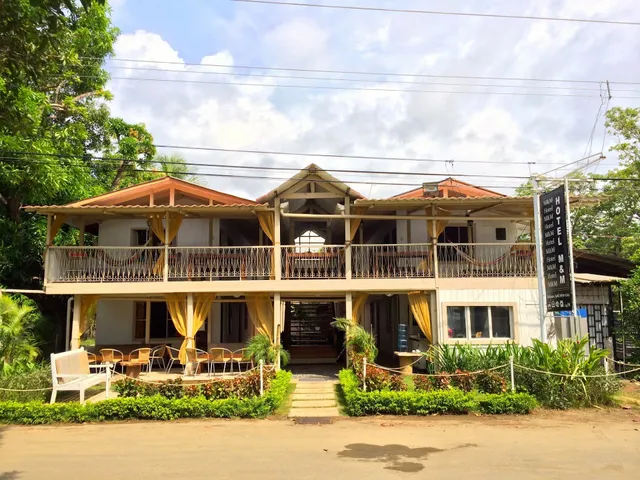 Hotel M&M Beach House