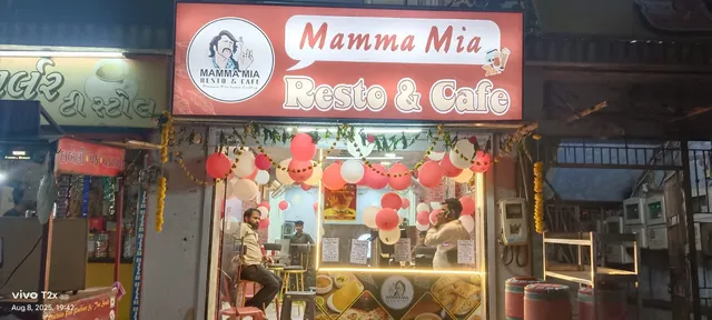 Mamma mia restro & cafe