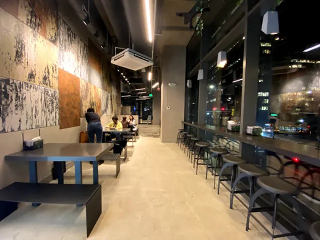 Roll Play: Viet Food that Loves You Too!