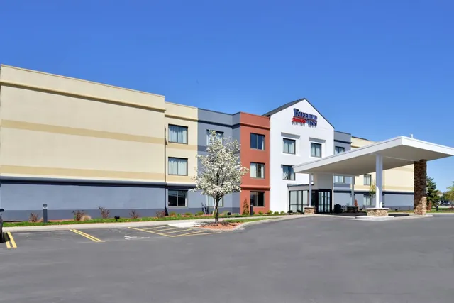 Fairfield Inn Rochester Airport