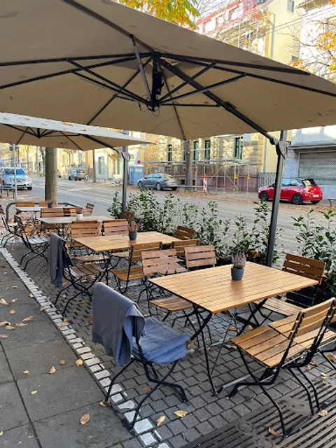 Gottlieb Café & Bar