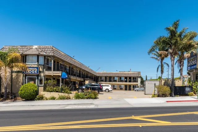 Continental Lodge Oakland