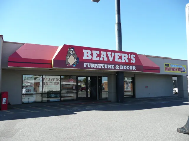 Beaver's Furniture & Decor