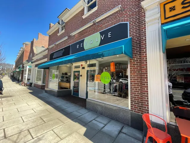 Revolve Consignment Boutiques