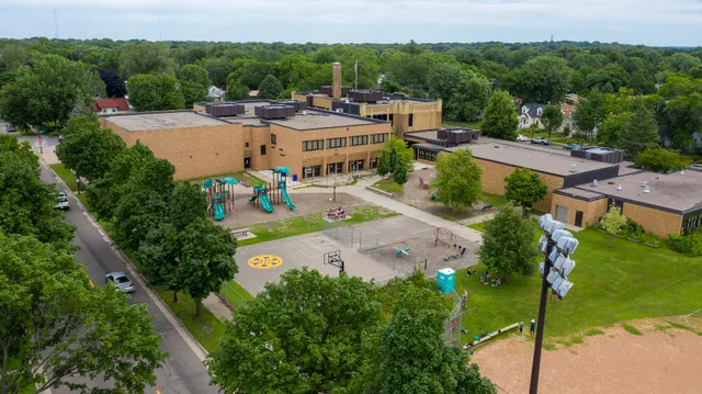 Northwest Como Recreation Center