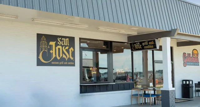 San Jose Mexican Grill & Cantina at White Lake