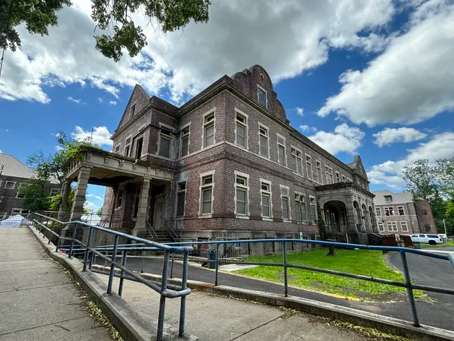 Pennhurst State School