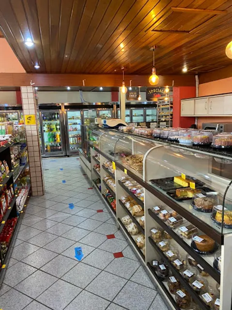 Padaria e Confeitaria Fröhlic.