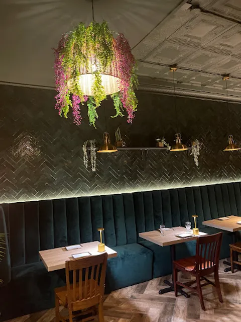 Rola's Kitchen Mediterranean Grill