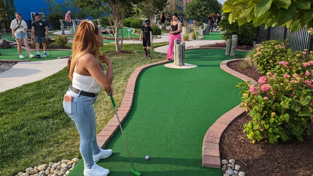 Riverwalk Mini Golf | Riverfront Wilmington, Delaware